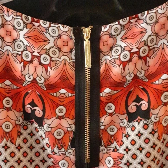 Dana Buchman sleeveless top - Picture 4 of 7